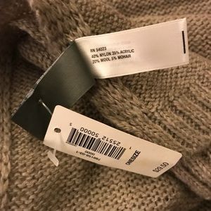 GAP Accessories - Gap over sized knit scarf GAP Accessories - Gap over sized knit scarf